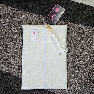 NEW Makeup Junkie Bags - Medium